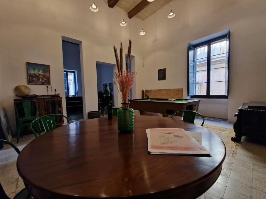 איל-פוריאנה Grand House Of Character Valletta מראה חיצוני תמונה
